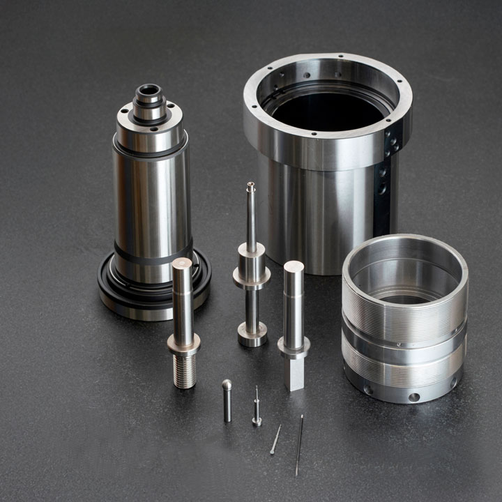 Produktübersicht mit verschiedenen geschliffenen Metallkörpern